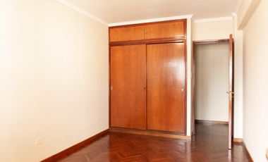 Departamento de 2 Dormitorios y cochera en Alquiler- calle Alvarado, Salta Capital