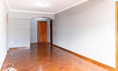Departamento de 2 Dormitorios y cochera en Alquiler- calle Alvarado, Salta Capital