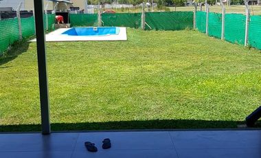 Casa en Pueblo Esteher , en Juan Domingo Perón 1215