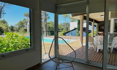 Casa en venta - 3 Dormitorios 3 Baños - Pinamar
