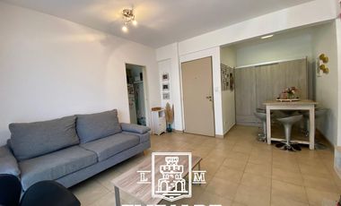 Alfaro y Manzone - 2 amb con cochera Impecable - Venta - Acassuso