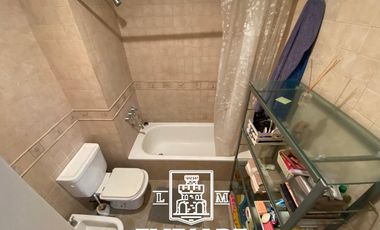 Alfaro y Manzone - 2 amb con cochera Impecable - Venta - Acassuso