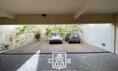 Alfaro y Manzone - 2 amb con cochera Impecable - Venta - Acassuso