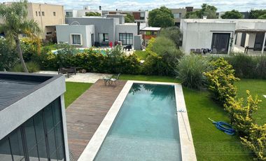 Casa en venta en el Barrio Vistas, PUERTOS / ESCOBAR