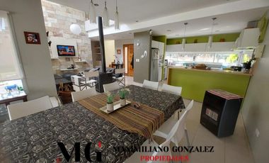 Casa venta Barrio Malibú