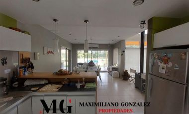 Casa venta Barrio Malibú