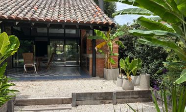Casa de 6 Ambientes en Barrio Privado Rey Moro, San Isidro