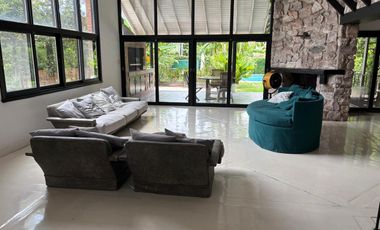 Casa de 6 Ambientes en Barrio Privado Rey Moro, San Isidro
