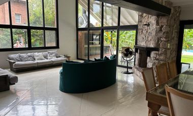 Casa de 6 Ambientes en Barrio Privado Rey Moro, San Isidro