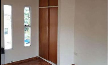 77 bis e/ 4 y 5 La Plata - Dúplex un dormitorio en ALQUILER