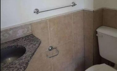 77 bis e/ 4 y 5 La Plata - Dúplex un dormitorio en ALQUILER