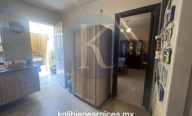 Casa con Departamento Independiente cerca de Plaza Tepeyac