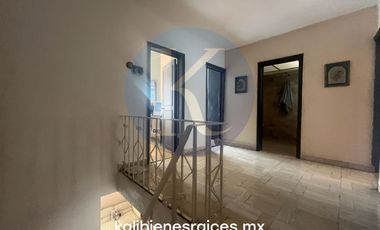 Casa con Departamento Independiente cerca de Plaza Tepeyac