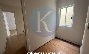 Casa con Departamento Independiente cerca de Plaza Tepeyac