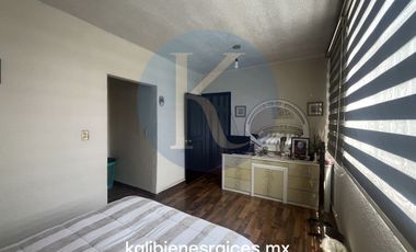 Casa con Departamento Independiente cerca de Plaza Tepeyac