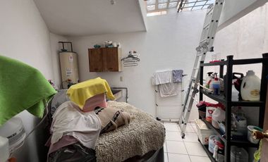 CASA EN LOMAS  3a SECCIÓN