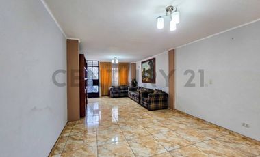 Oportunidad en Zarate: Duplex de 158m2 a solo unos pasos del Tren