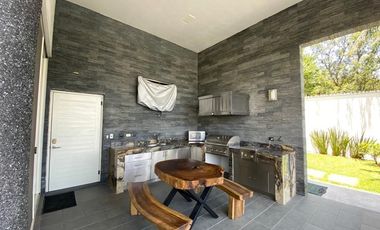 Casa Renta Colonial de la Sierra AMUEBLADA con alberca