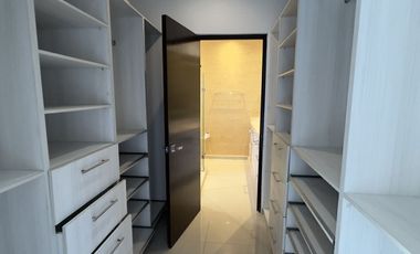 **CASA EN RENTA EN PRIVADA TOTALMENTE EQUIPADA