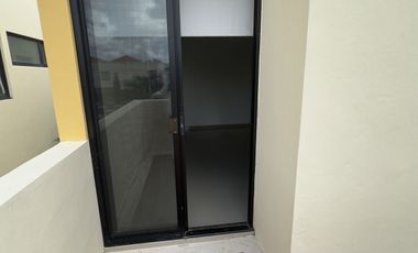 **CASA EN RENTA EN PRIVADA TOTALMENTE EQUIPADA