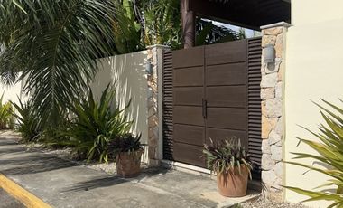 **CASA EN RENTA EN PRIVADA TOTALMENTE EQUIPADA