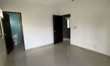 **CASA EN RENTA EN PRIVADA TOTALMENTE EQUIPADA