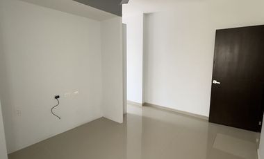 **CASA EN RENTA EN PRIVADA TOTALMENTE EQUIPADA