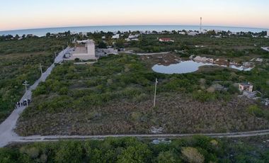Terreno de 500 m2 en venta en Chicxulub Puerto