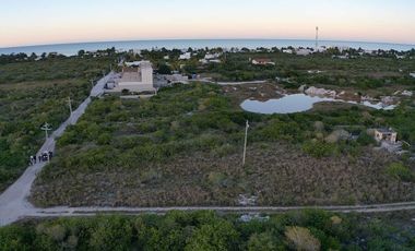 Terreno de 500 m2 en venta en Chicxulub Puerto