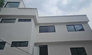 Casa Moderna en Renta