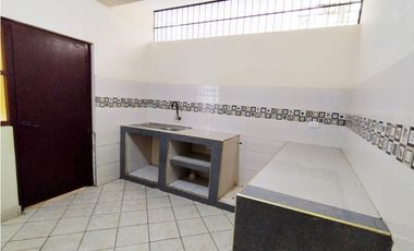 SE VENDE  VIVIENDA/ COMERCIO EN EL CENTRO DE TARAPOTO