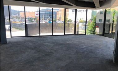 Oficina en Renta Primer Piso 220 m² en Edificio Banorte Pachuca