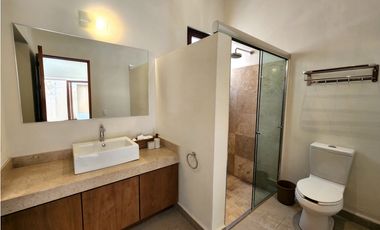 CASA EN VENTA EN AVNDARO VALLE DE BRAVO