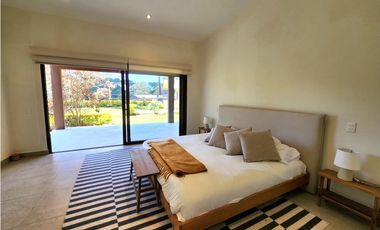 CASA EN VENTA EN AVNDARO VALLE DE BRAVO