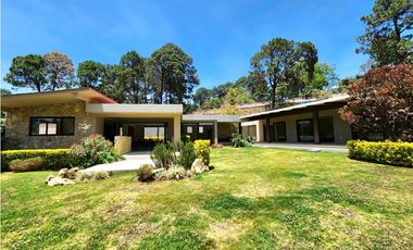 CASA EN VENTA EN AVNDARO VALLE DE BRAVO