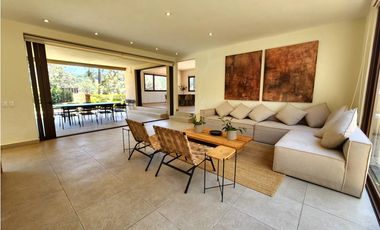 CASA EN VENTA EN AVNDARO VALLE DE BRAVO