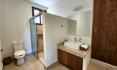 CASA EN VENTA EN AVNDARO VALLE DE BRAVO