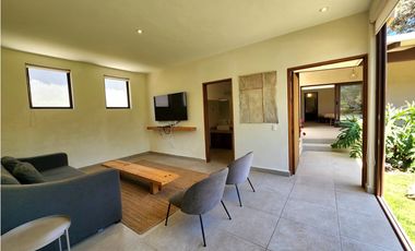 CASA EN VENTA EN AVNDARO VALLE DE BRAVO
