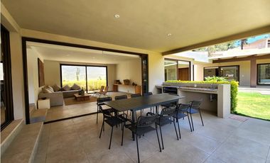CASA EN VENTA EN AVNDARO VALLE DE BRAVO