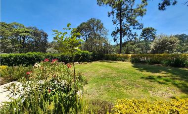 CASA EN VENTA EN AVNDARO VALLE DE BRAVO