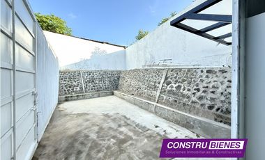 LOCAL GALPON COMERCIAL CERCA A BARBASQUILLO, MANTA