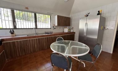 Venta Casa de Un Nivel excelente para Hotel Boutique o Asilo en Xochitepec,  Morelos