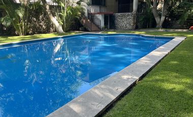 Venta Casa de Un Nivel excelente para Hotel Boutique o Asilo en Xochitepec,  Morelos