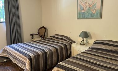 Venta Casa de Un Nivel excelente para Hotel Boutique o Asilo en Xochitepec,  Morelos