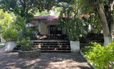 Venta Casa de Un Nivel excelente para Hotel Boutique o Asilo en Xochitepec,  Morelos