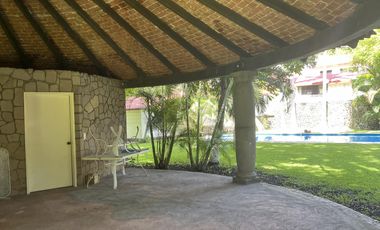 Venta Casa de Un Nivel excelente para Hotel Boutique o Asilo en Xochitepec,  Morelos