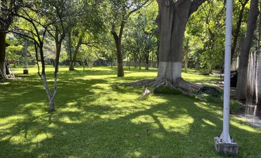Venta Casa de Un Nivel excelente para Hotel Boutique o Asilo en Xochitepec,  Morelos