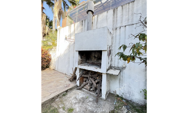 Venta de hermosa casa en calle Malvinas.
