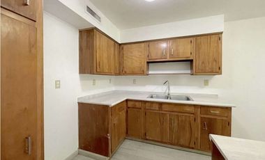 Apartamento En Alquiler En Clayton PH Edificio 658
