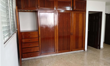 VIA BRASIL / CASA DE DOS NIVELES / RESIDENCIAL O COMERCIAL / 800M